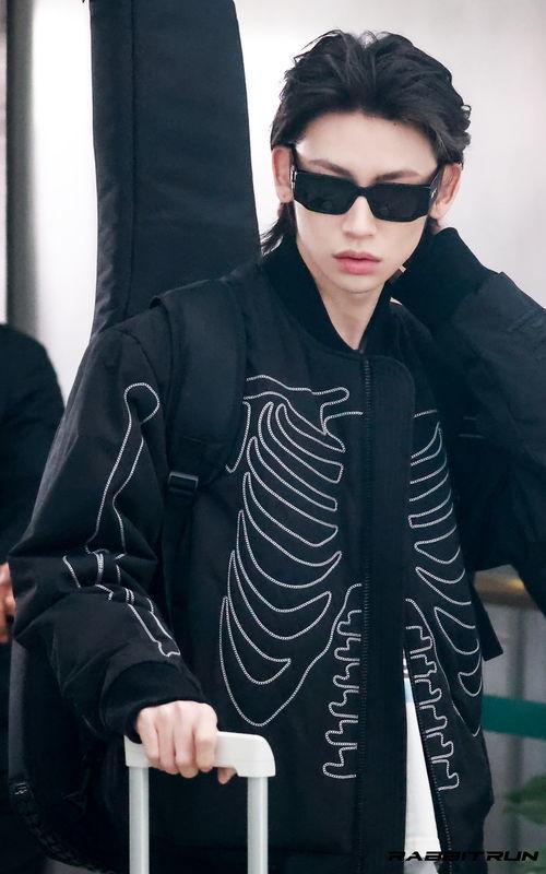 娱乐圈八卦吃瓜爆料鹿晗,揭秘明星背后的八卦真相